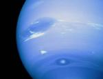 Темные пятна на Нептуне