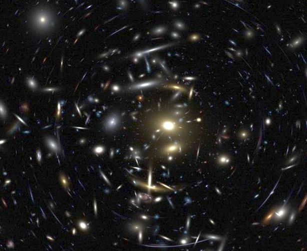 Simulated Galaxy Cluster View