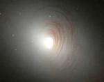 NGC 2787: линзообразная галактика с перемычкой