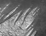 Белые каменные пальцы на Марсе