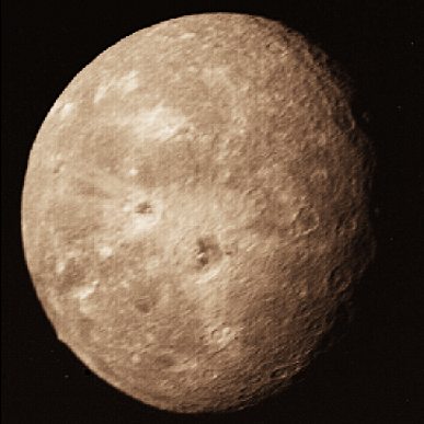 Спутник Урана Оберон: мир метеоритных кратеров