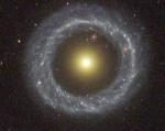 Объект Хоага: странная кольцеобразная галактика