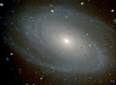 Galaktika M81 v real'nyh cvetah