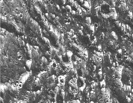 Drevnie kraterizovannye ravniny Ganimeda