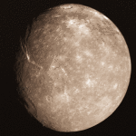 Титания - самый большой спутник Урана
