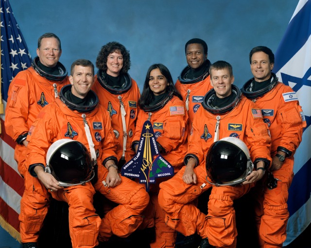 Space Shuttle and Crew Lost During ReEntry