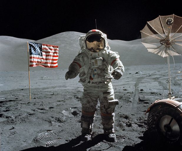 Apollo 17: Last on the Moon