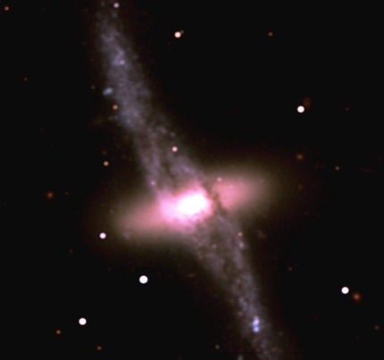 NGC 4650A: strannaya galaktika i temnaya materiya