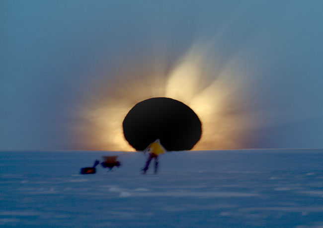 Полное затмение Солнца в Антарктиде