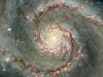 M51: пыль и звезды в галактике Водоворот