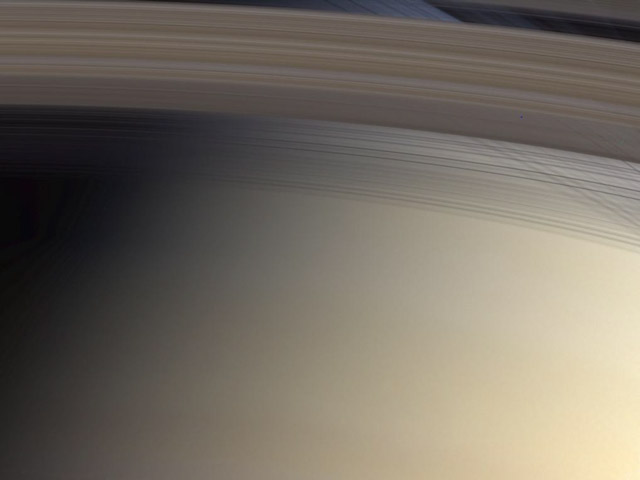 Видимость сквозь кольцо C Сатурна