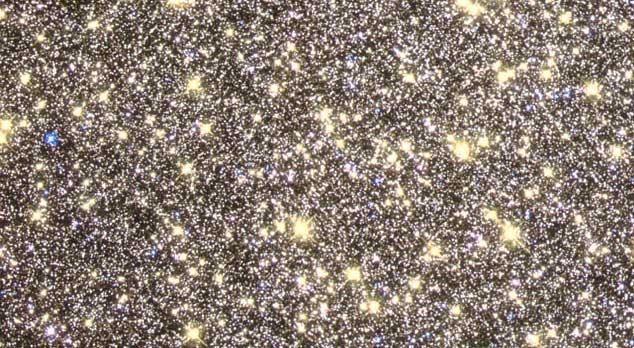 The Center of Globular Cluster Omega Centauri