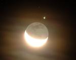 Юпитер и лунный полумесяц
