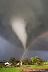 Tornado i raduga v Kanzase