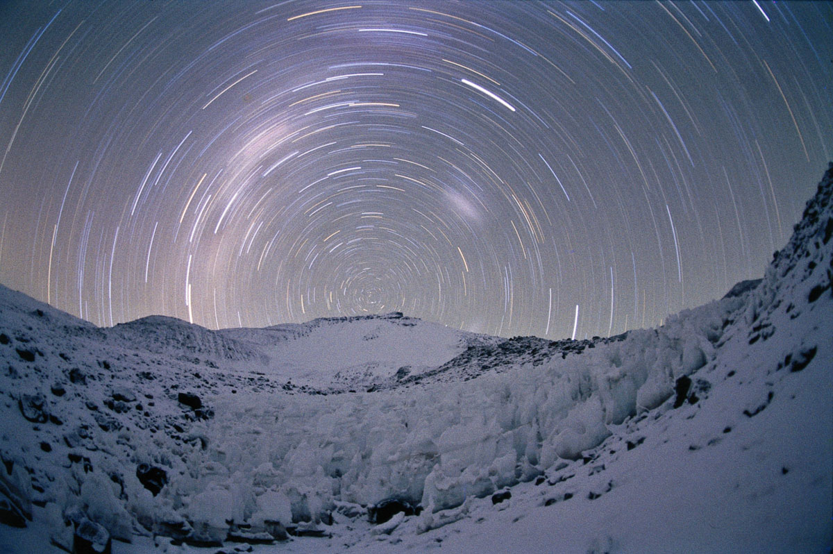 Треки звезд на высоте более 5800 метров над уровнем моря
