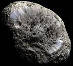 Giperion: sputnik Saturna so strannymi kraterami