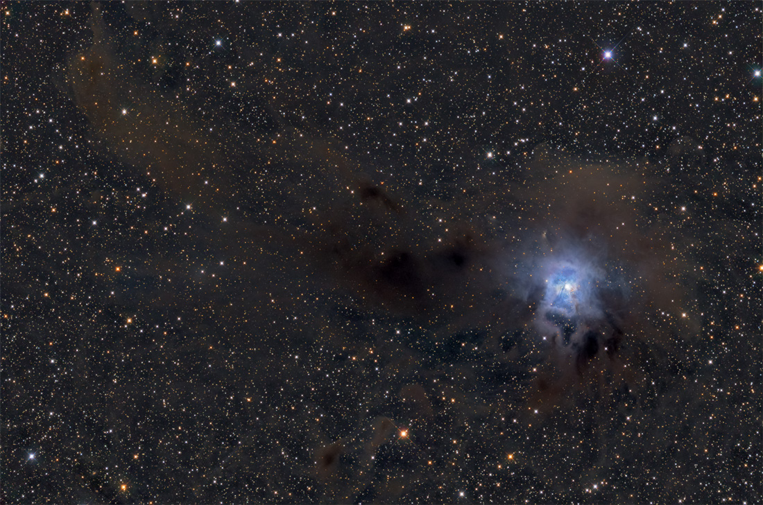 Космос туманность NGC 7023