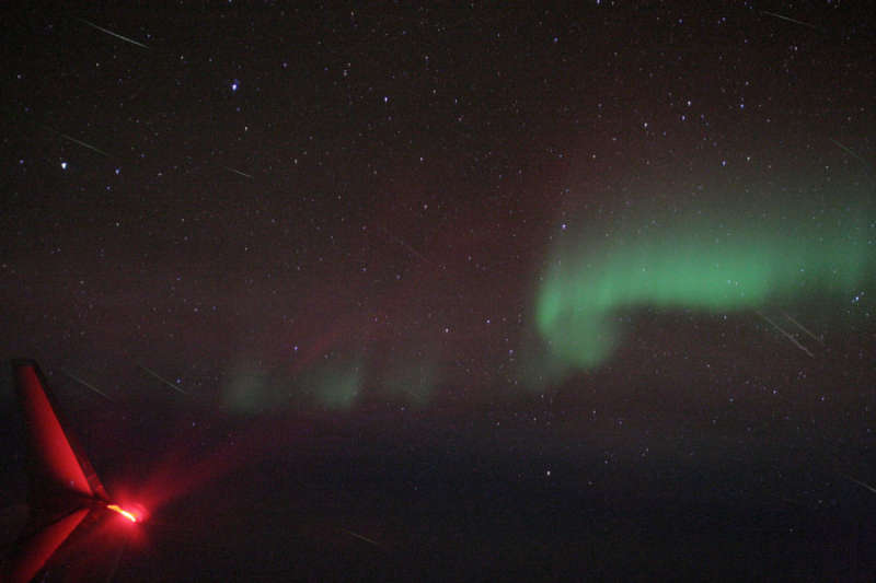 Quadrantid Meteors and Aurora from the Air
