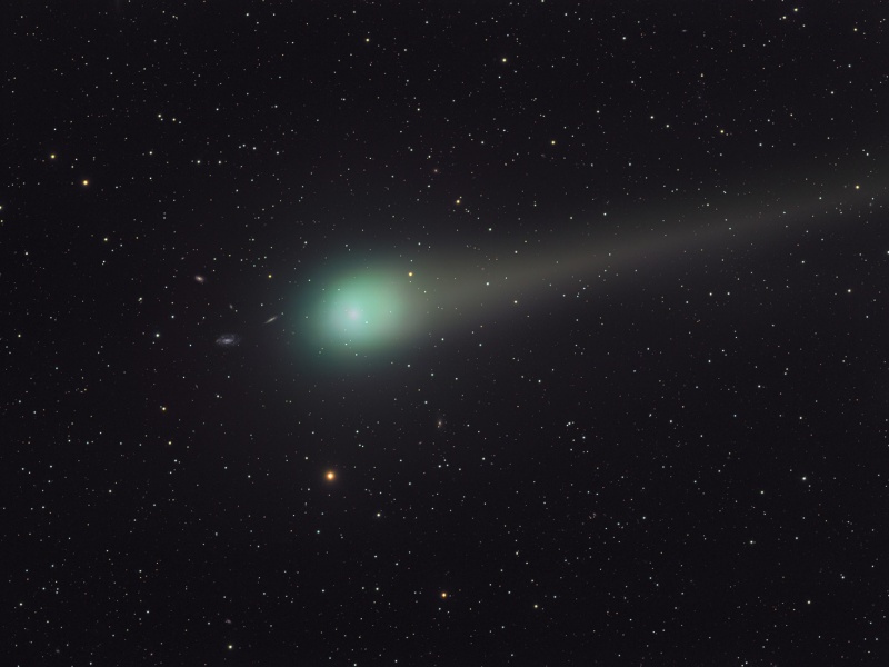 Comet Lulin and Distant Galaxies