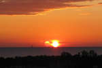 Тройной восход Солнца над Гданьской бухтой