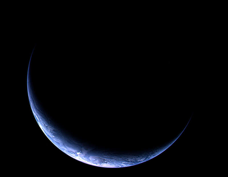 Crescent Earth from the Departing Rosetta Spacecraft