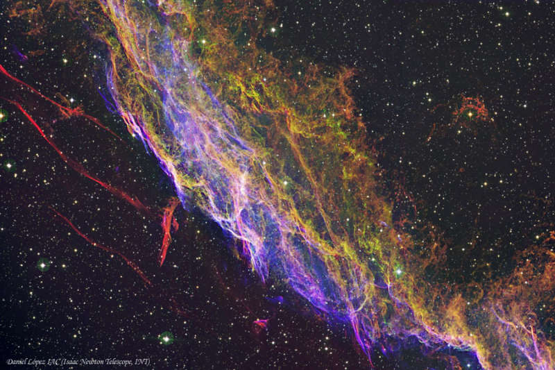 NGC 6992: волокна туманности Вуаль