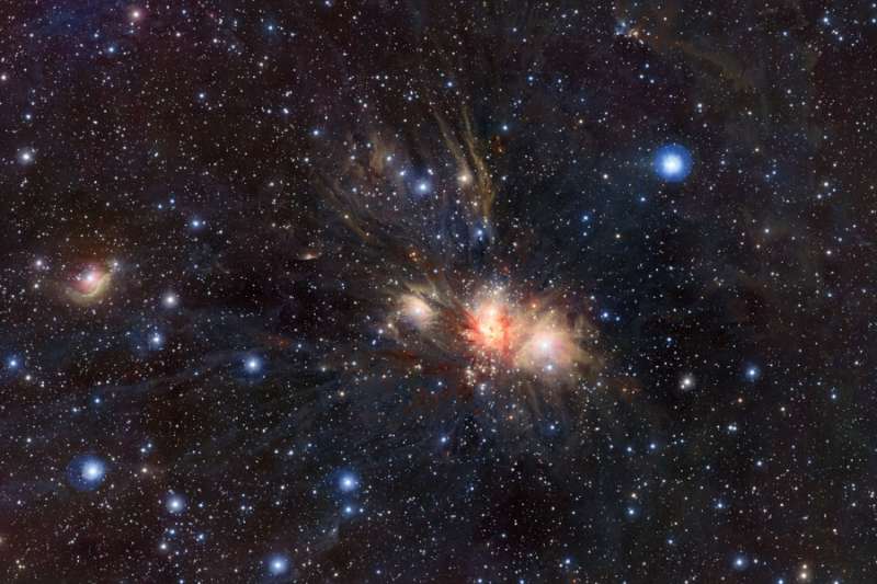 Vista with NGC 2170