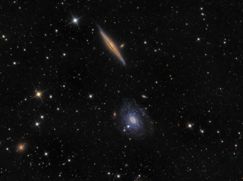 NGC 5965 и NGC 5963 в Драконе