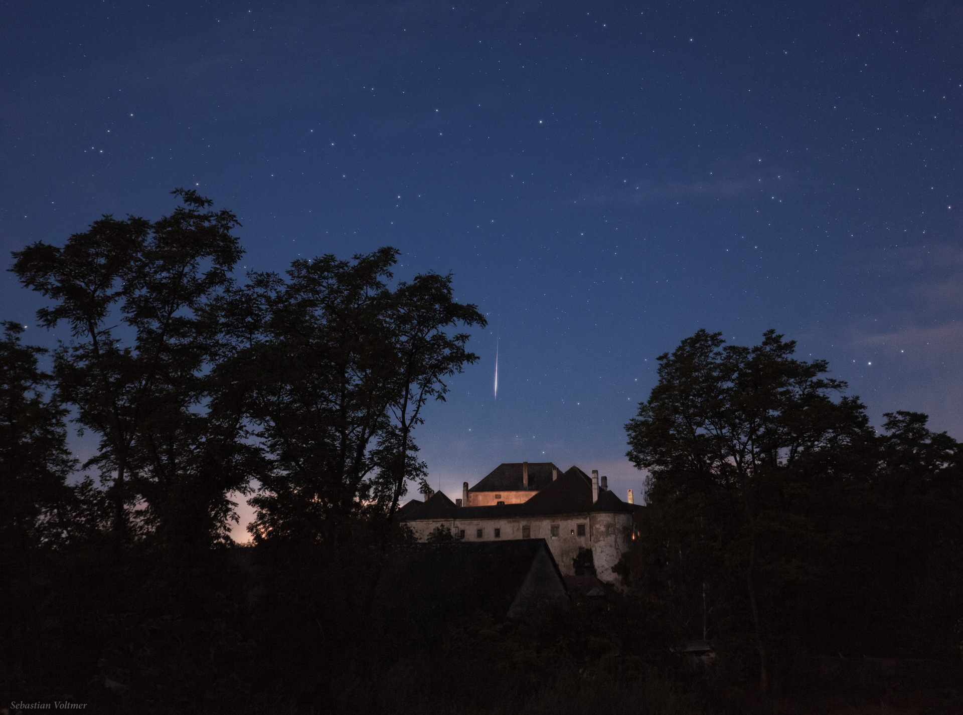Perseid over Albrechtsberg Castle
