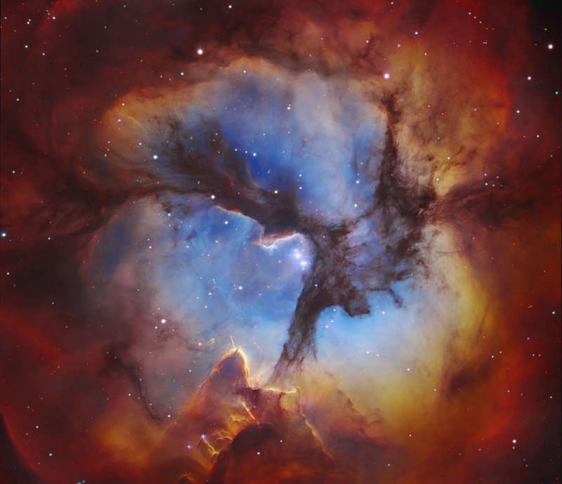 In the Center of the Trifid Nebula