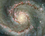 M51: pyl' i zvezdy v galaktike Vodovorot