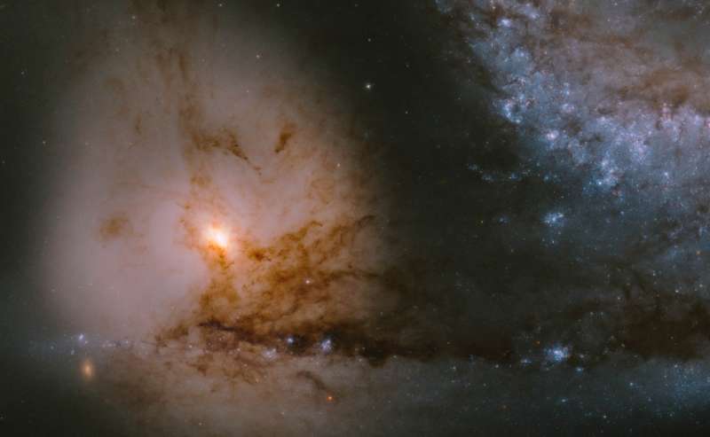 NGC 5195: точка под вопросительным знаком