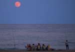 Восход Луны над побережьем Аликанте