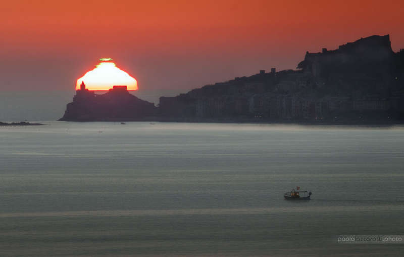 Distorted Green Flash Sunset over Italy