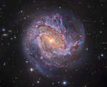 M83: galaktika tysyachi rubinov
