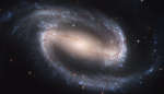 NGC 1300: спиральная галактика с перемычкой