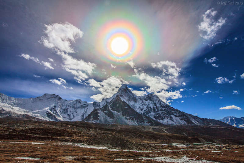 A Colorful Solar Corona over the Himalayas