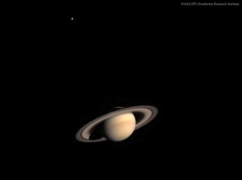 Cassini Approaches Saturn