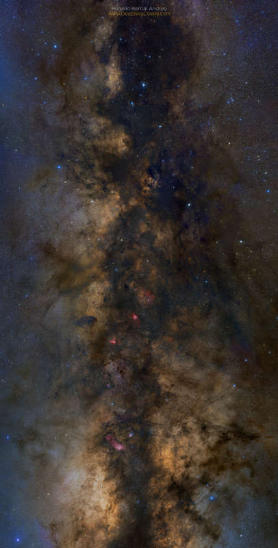 Great Rift Near the Center of the Milky Way