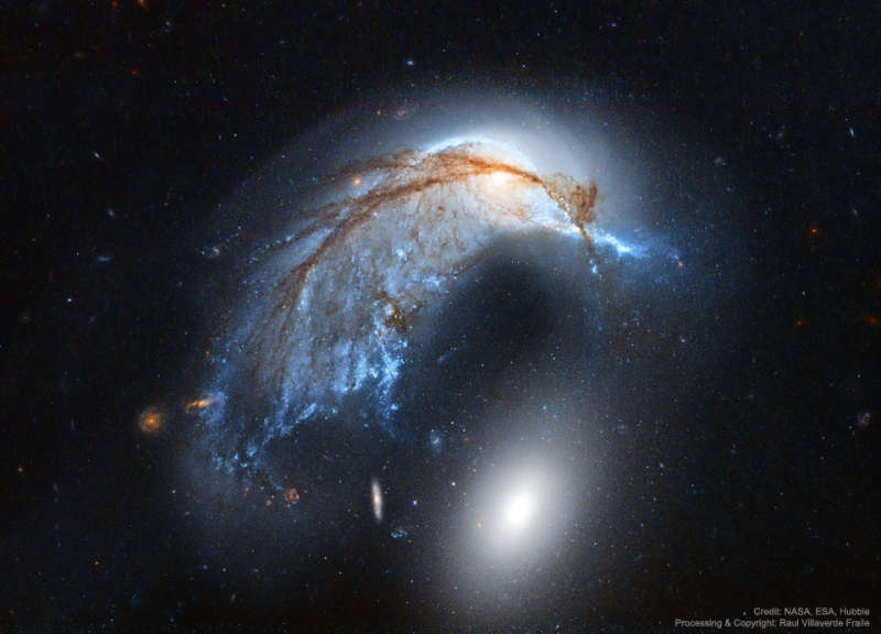 The Porpoise Galaxy from Hubble