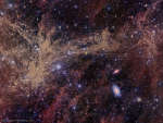 Группа галактик M81 сквозь туманность на высокой галактической широте