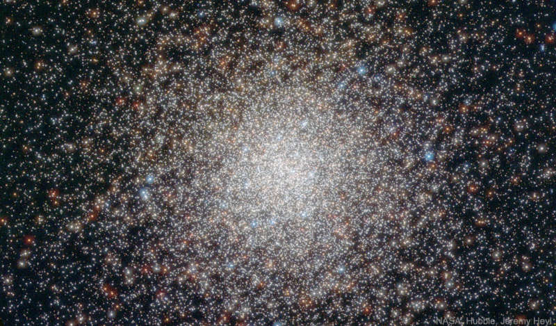 Звездное скопление NGC 362 от телескопа им.Хаббла