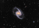 NGC 1365: velichestvennaya ostrovnaya vselennaya