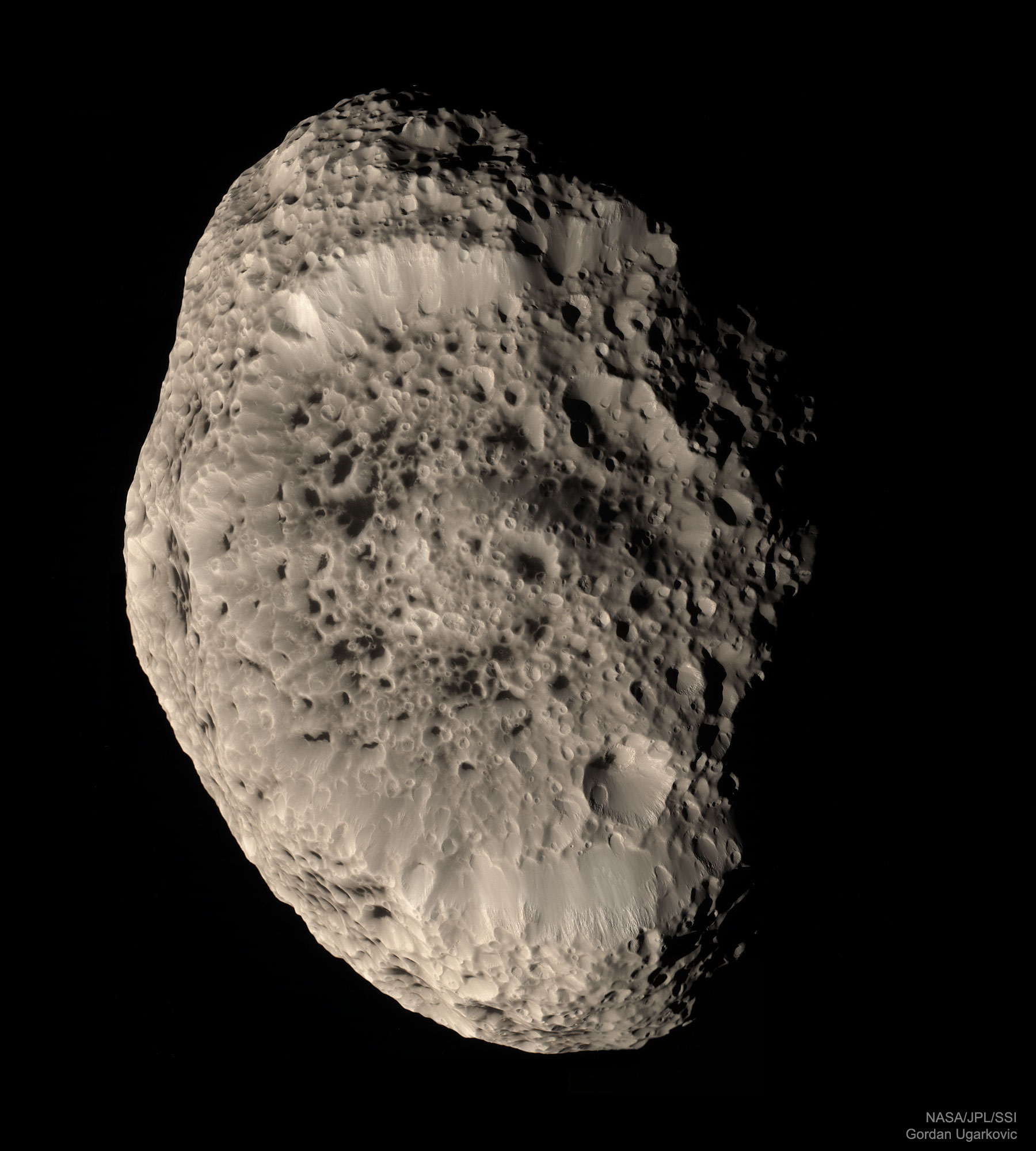Saturns Hyperion in Natural Color