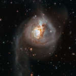 Столкновение галактик в NGC 3256