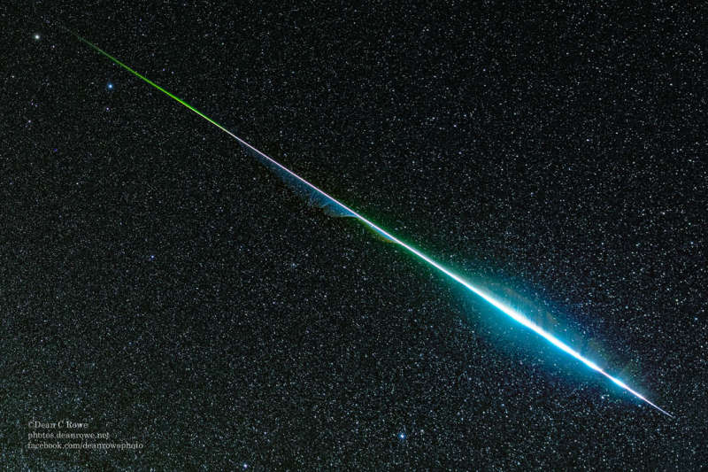 Raduzhnyi meteor iz potoka Geminid