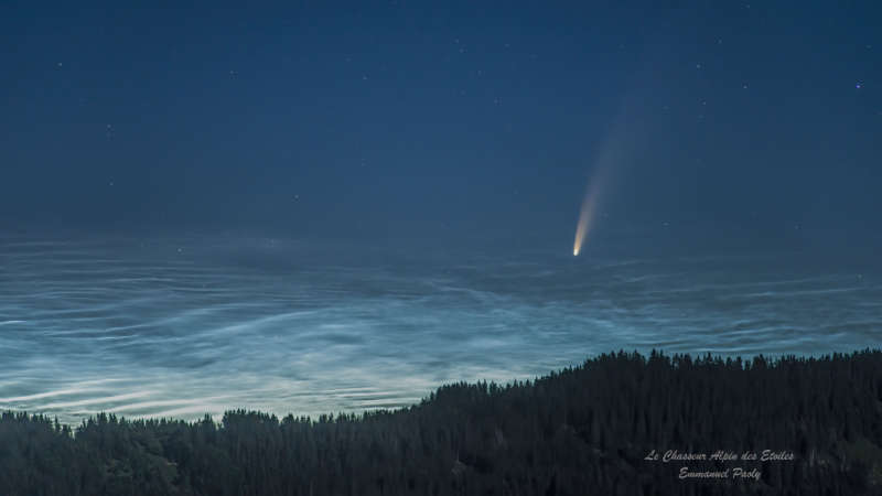 Серебристые облака и комета NEOWISE