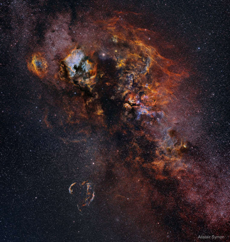 APOD: 2020 August 26 Б Cygnus Skyscape