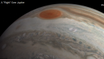 Полет над Юпитером около Большого Красного Пятна