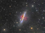 M82: galaktika s vspyshkoi zvezdoobrazovaniya i sverhvetrom